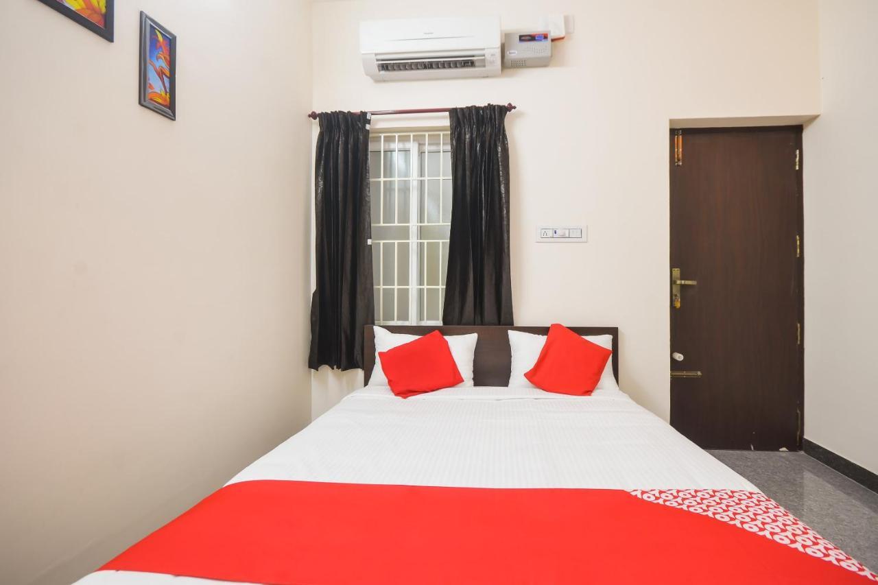 Oyo 70250 Royal Residency Hotell Nāmakkal Eksteriør bilde