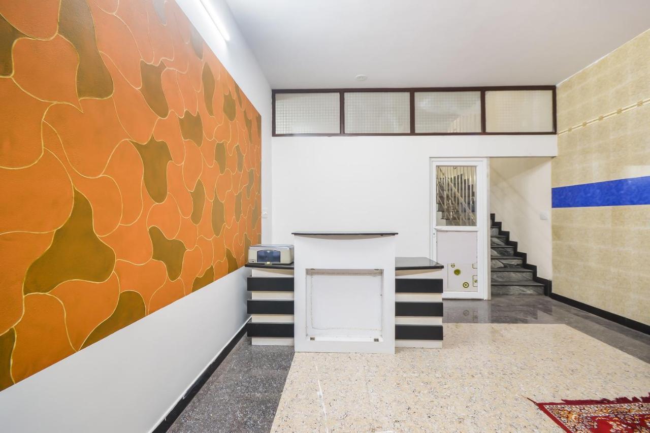 Oyo 70250 Royal Residency Hotell Nāmakkal Eksteriør bilde