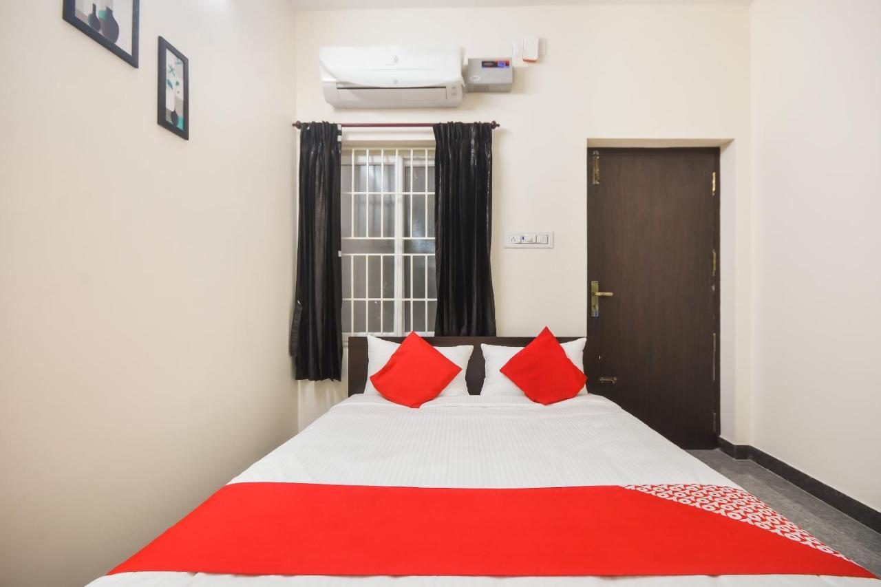 Oyo 70250 Royal Residency Hotell Nāmakkal Eksteriør bilde