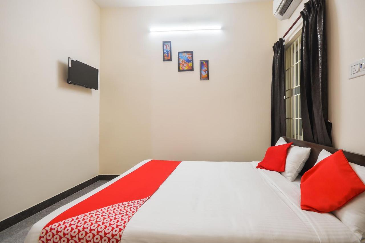 Oyo 70250 Royal Residency Hotell Nāmakkal Eksteriør bilde
